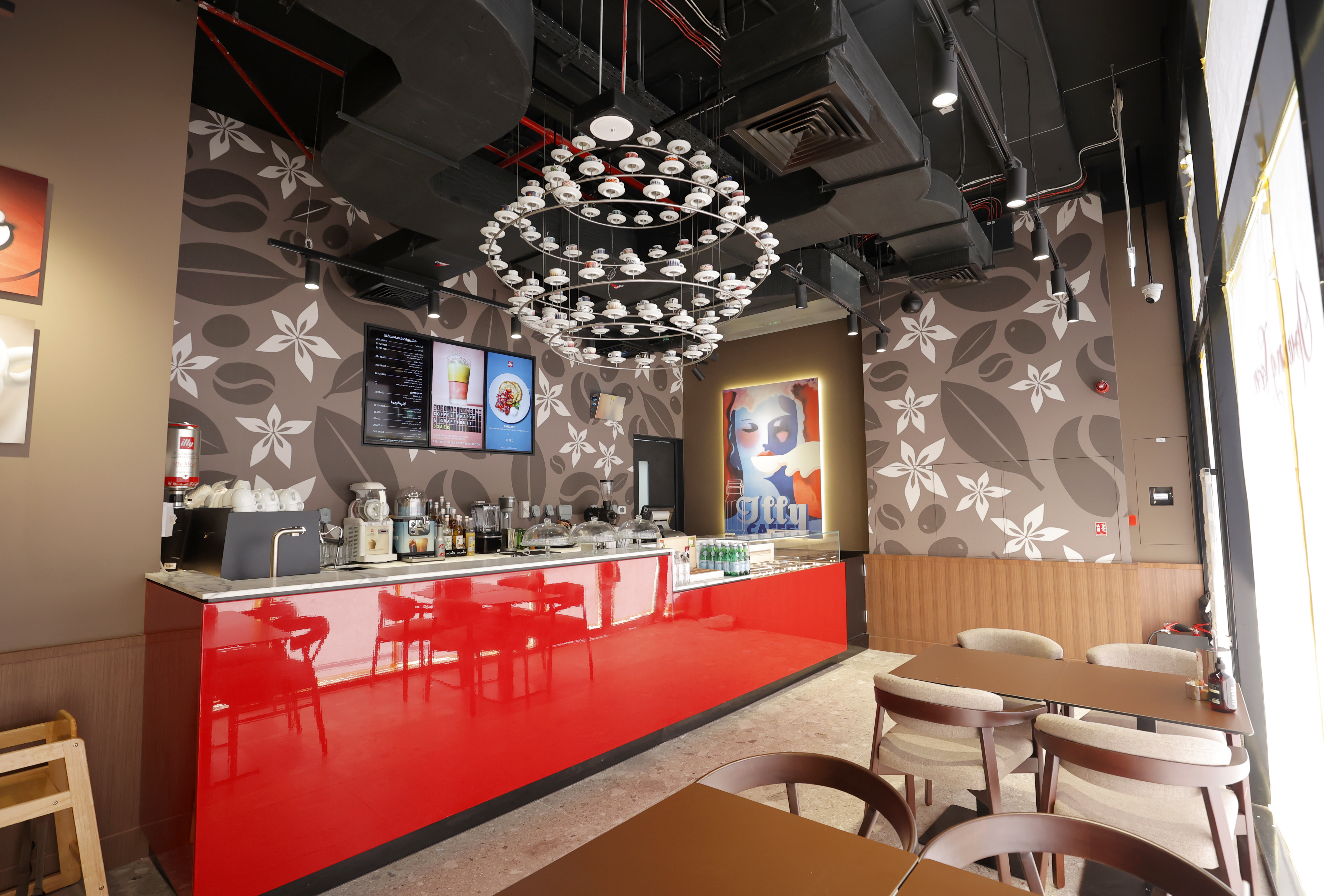 Illy gallery 3